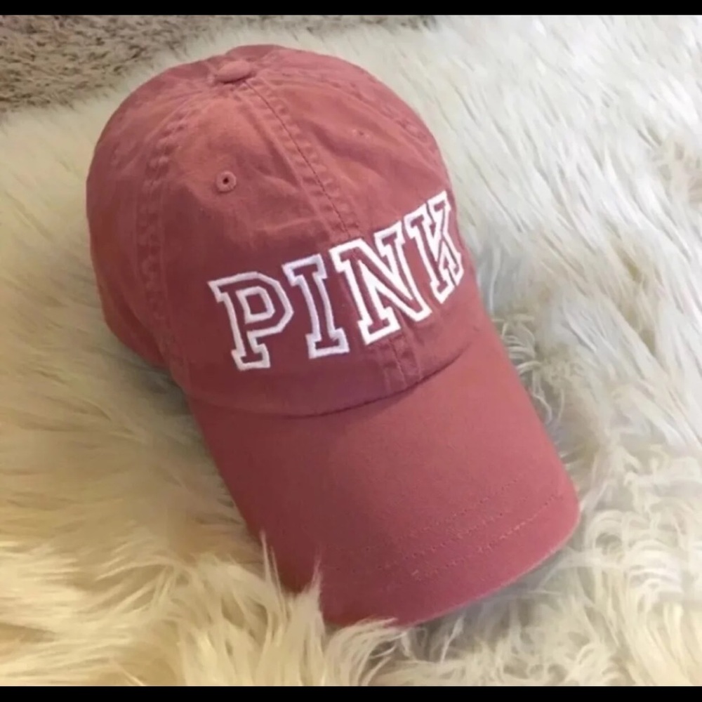 Pink vs hat